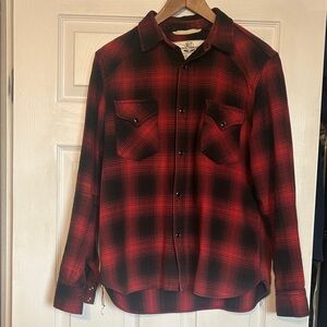 Rogue Territory Red and Black Plaid Casual Button Down Shirt